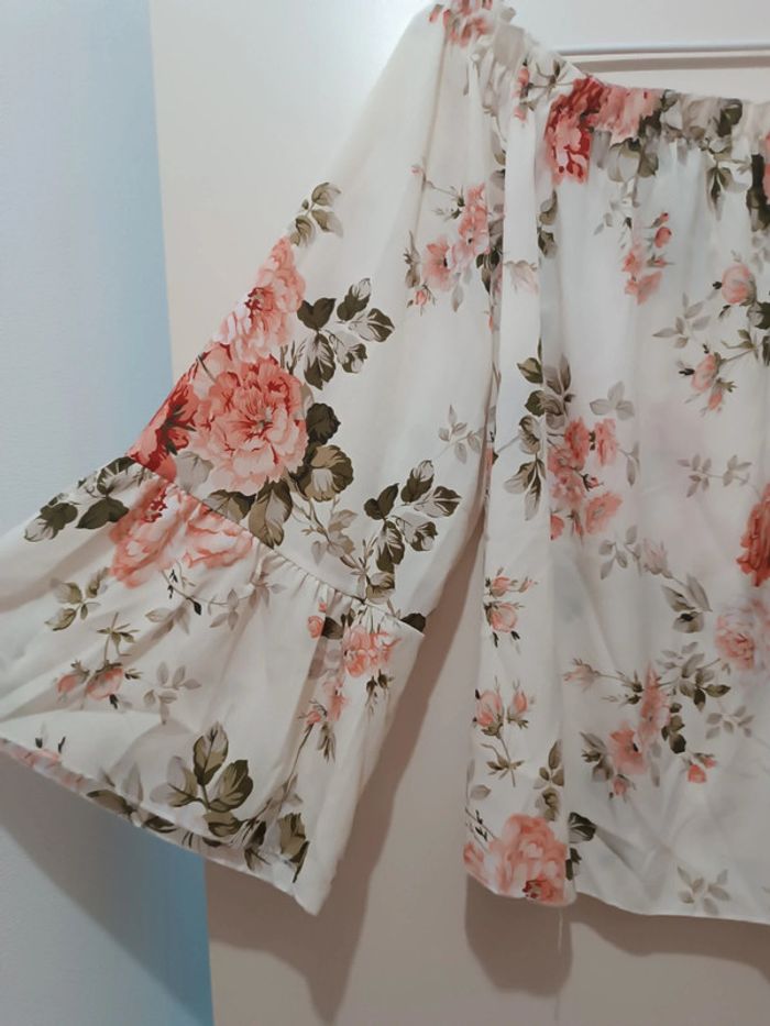 Blouse épaules dénudées - photo numéro 2