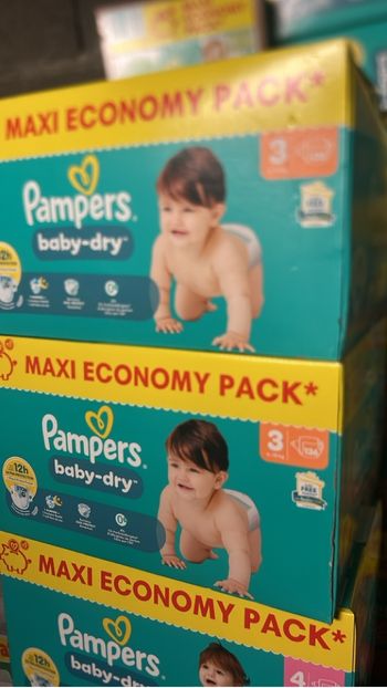 Lot 2 carton Pampers baby dry taille 3 