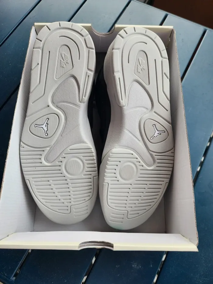 Jordan stadium 90 homme taille 46 neuves blanc noir - photo numéro 8