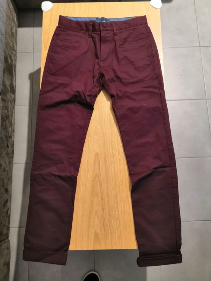 Pantalon jean slim bordeaux