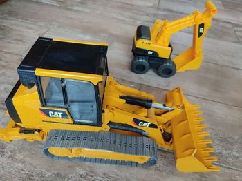 Grue et tractopelle