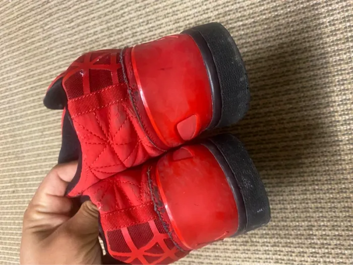Air Jordan rouge montantes pour pièces ou réparateurs - photo numéro 6