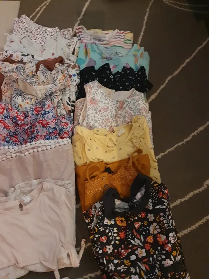 Lot de 14 robes - photo numéro 3