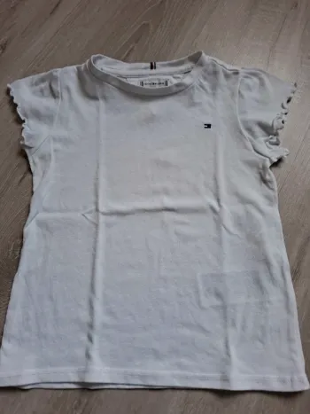 T shirt MC tommy hilfiger 4 ans