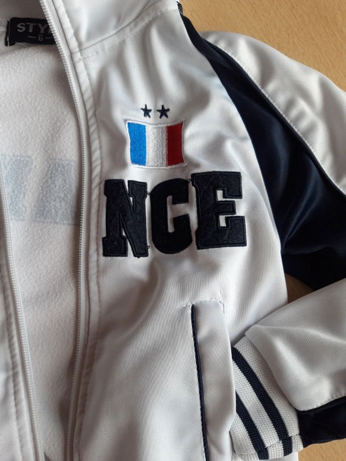 Haut de survêtement 6 ans - photo numéro 2