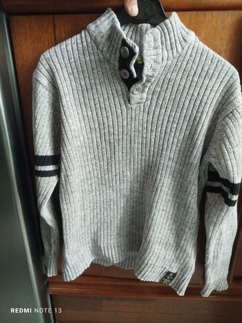 #kytie8ansgarcon. Pull manches longues taille 8 ans