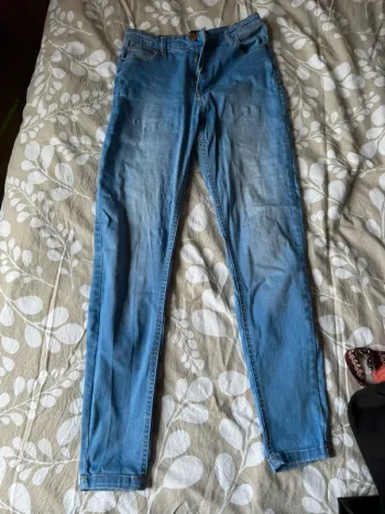 Jean skinny bleu bershka