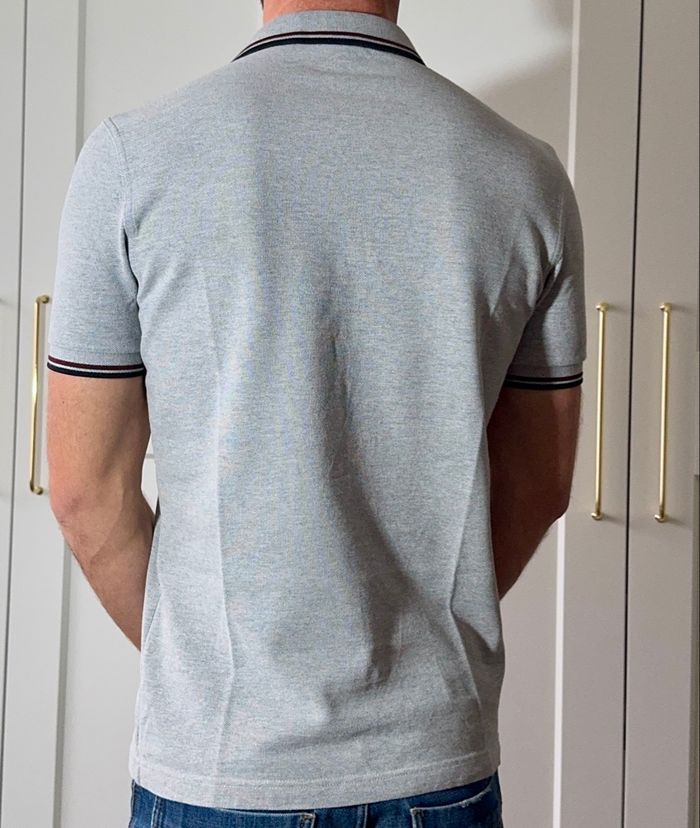 Polo Fred Perry gris taille S Excellent Etat - photo numéro 4