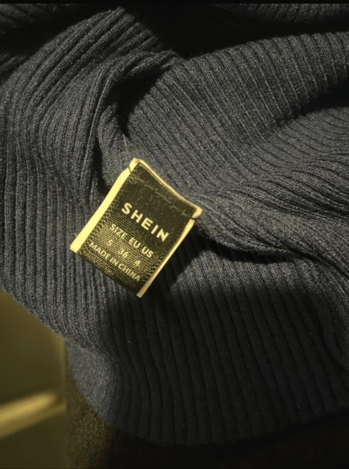 Pull col roulé - photo numéro 2