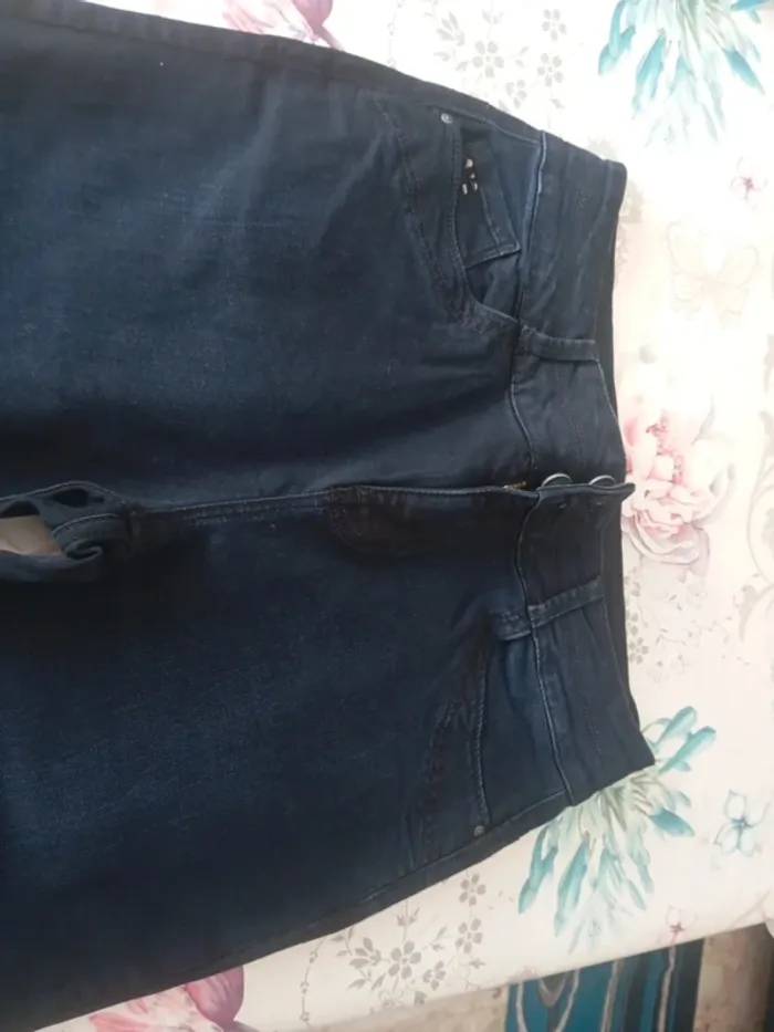 Jeans c&a t 42 - photo numéro 2