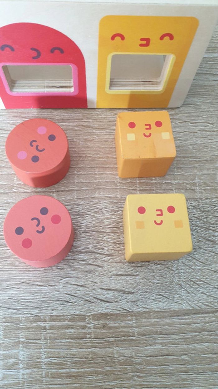 Jeu encastrement en bois - photo numéro 2
