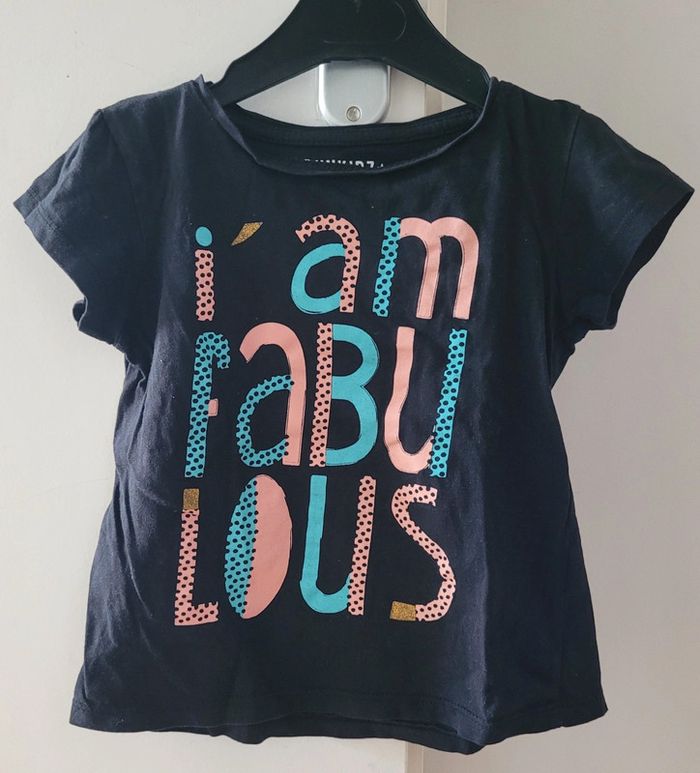 T-shirt à manches courtes 4/5ans