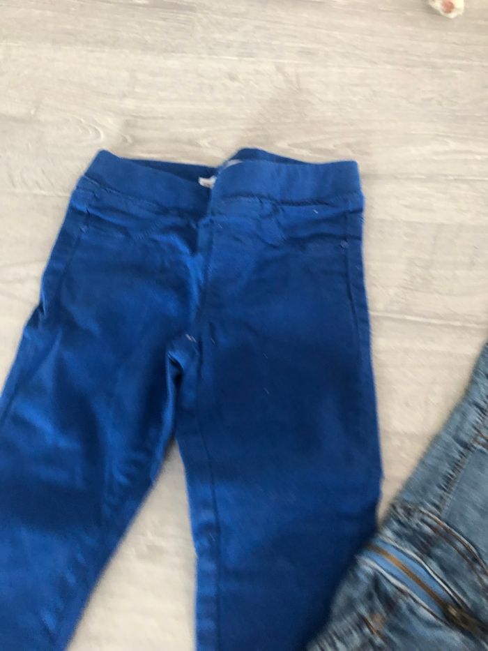 Lot de 2 pantalons 4 ans - photo numéro 4