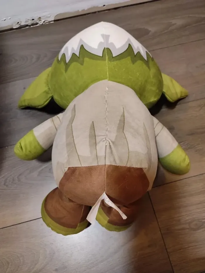 Peluche Yoda environ 50 cm très bon état star wars - photo numéro 2