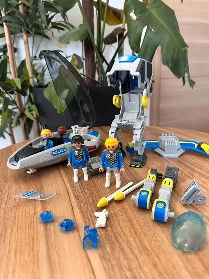 Lot Playmobil police avec vaisseau - photo numéro 2
