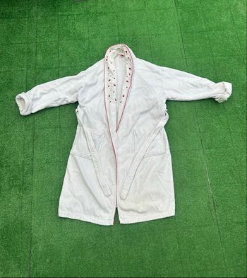 Peignoir de bain Etam Lingerie blanc à fleurs rouges – femme petite taille