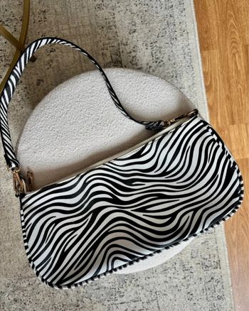 Sac zèbre porté épaule