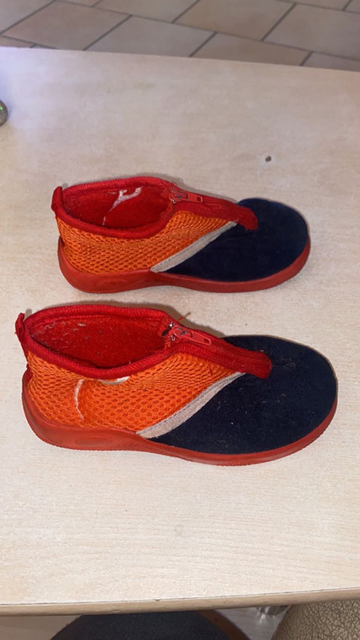 Chaussons Orange et noir - photo numéro 4