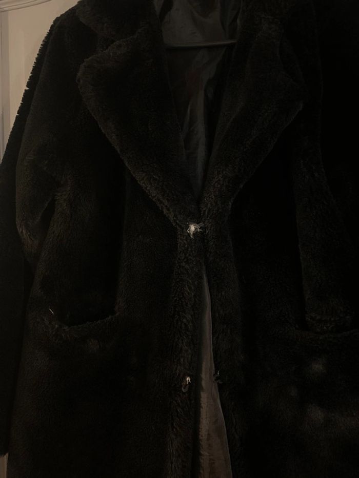Manteau d’hiver / Fausse fourrure noire - photo numéro 3