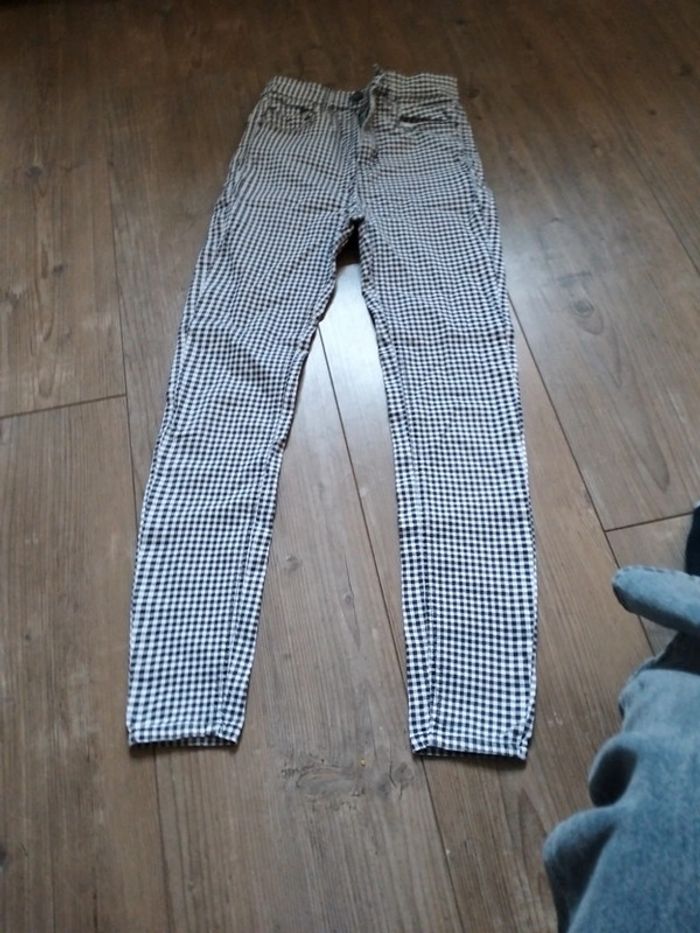 Jean à carreaux