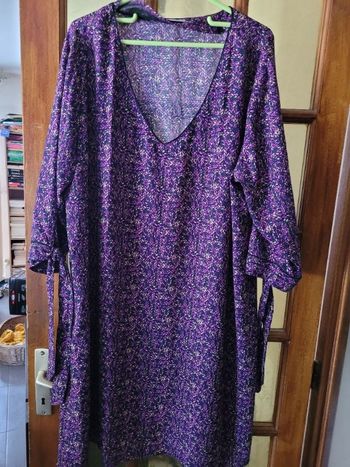 Robe polyester taille 56 blanche porte