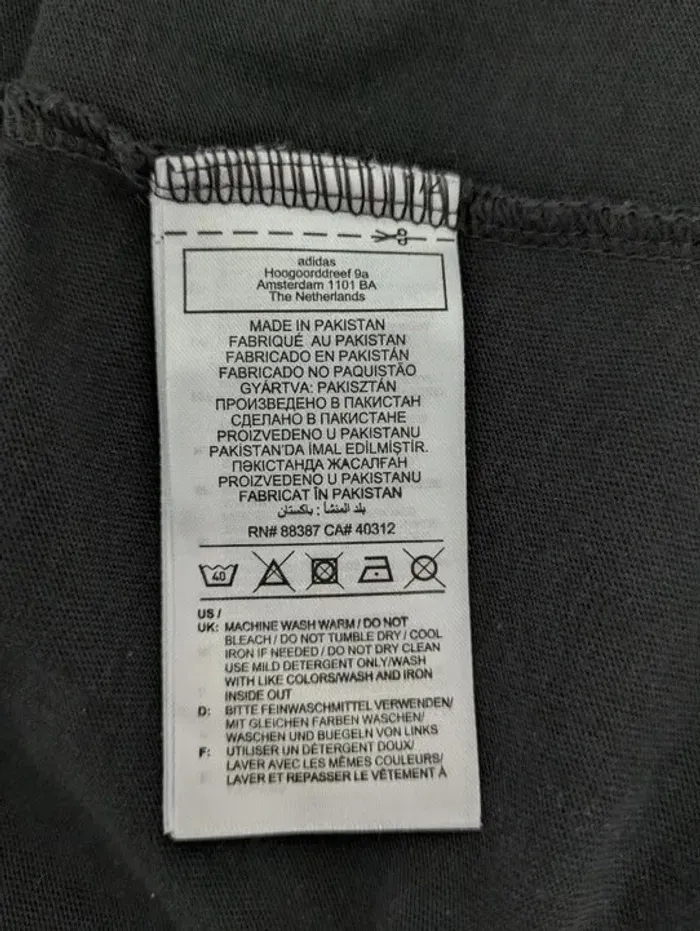 T-shirt Adidas - taille M - photo numéro 5