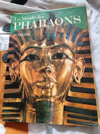 Le monde des pharaons
