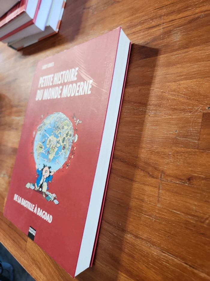 Bande dessinée : Petite histoire du monde moderne - photo numéro 4