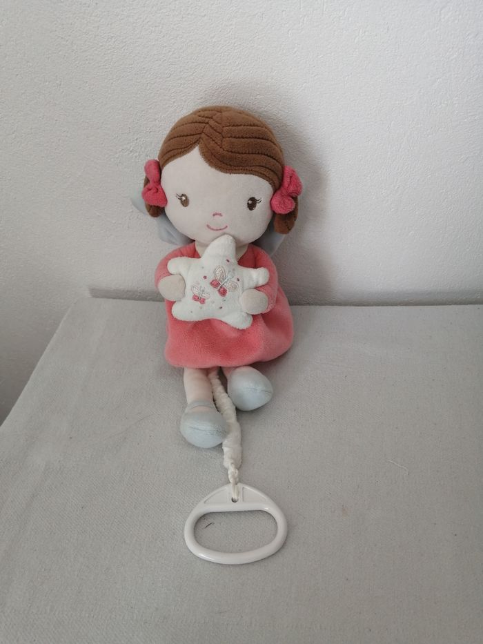poupée peluche musicale - photo numéro 1