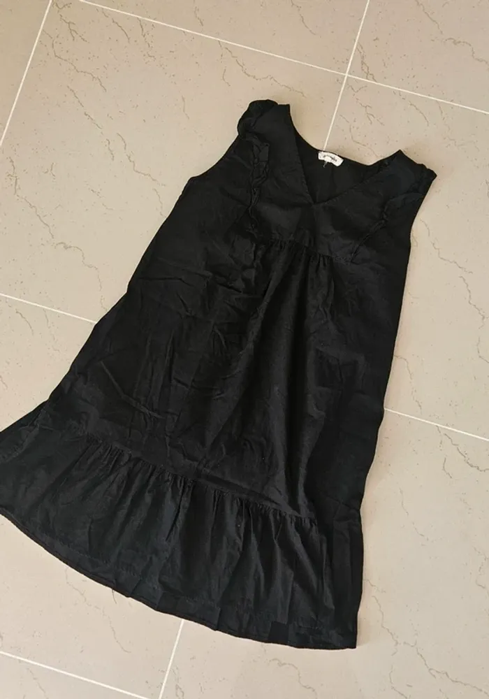 Robe noire taille 46