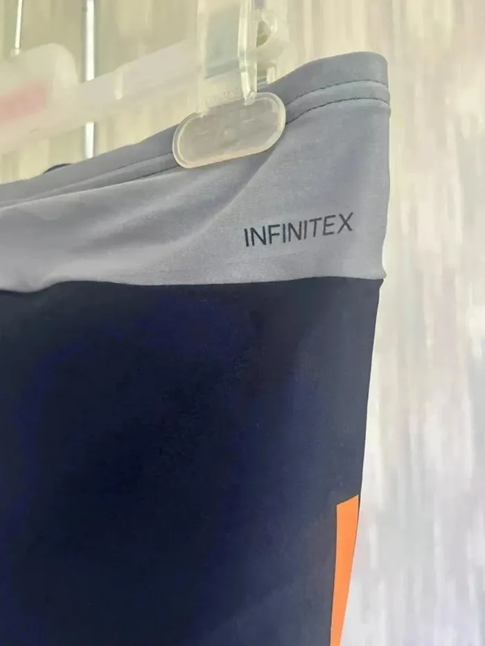 Short de bain taille 13-14ans marque Adidas• - photo numéro 4