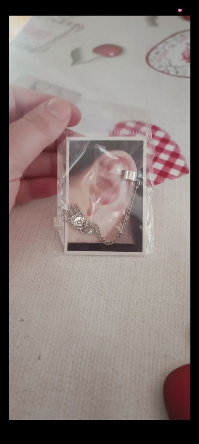 Mono boucle d'oreille