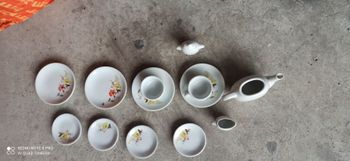 Dinette en porcelaine