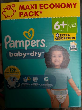Carton couche Pampers taille  6+