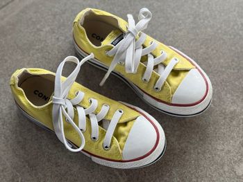 Converse all star jaune 29 bon état compensé