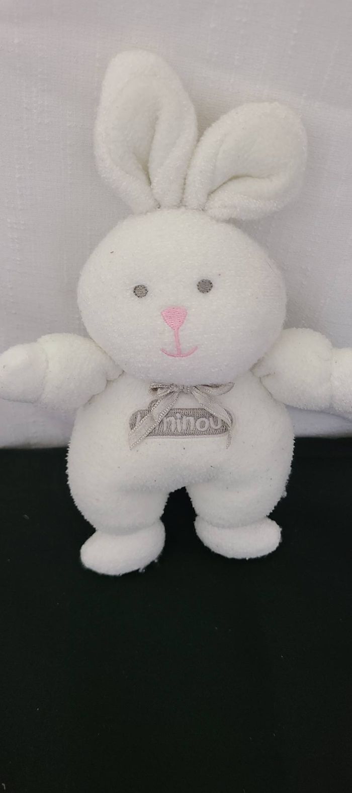 DOUDOU PELUCHE JEMINI LUMINOU LAPIN BLANC COEUR ROSE grelot