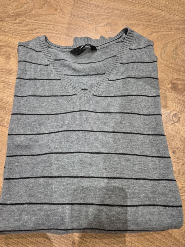 Pull gris #celio XL - photo numéro 6