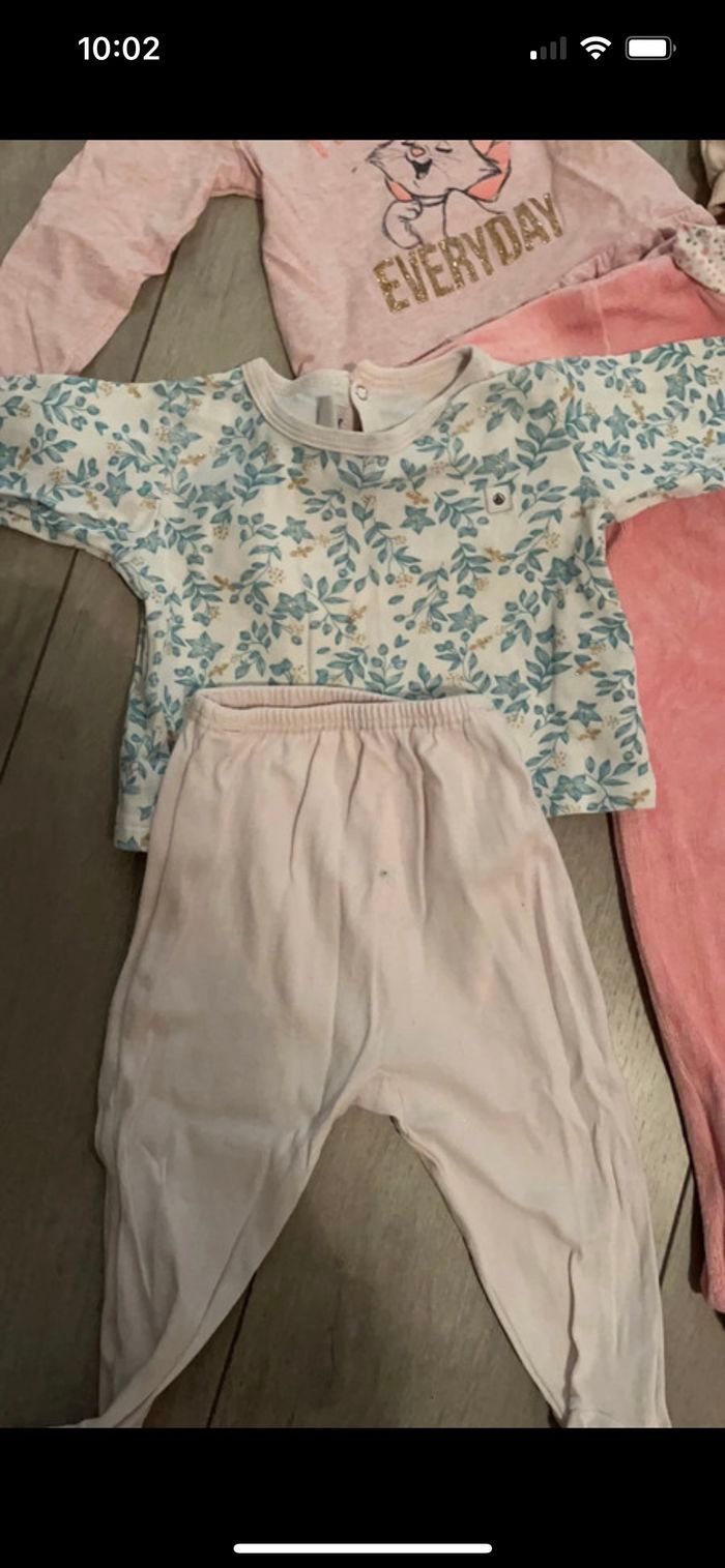 Lot 6 mois - photo numéro 2