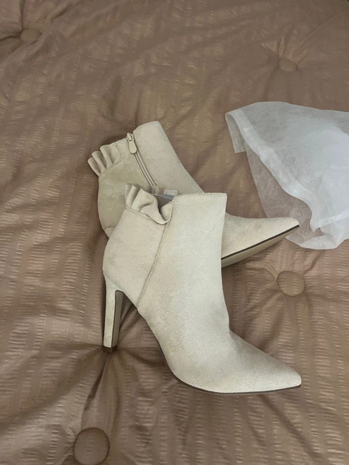 Bottines beiges,neuve pointure 40 - photo numéro 5