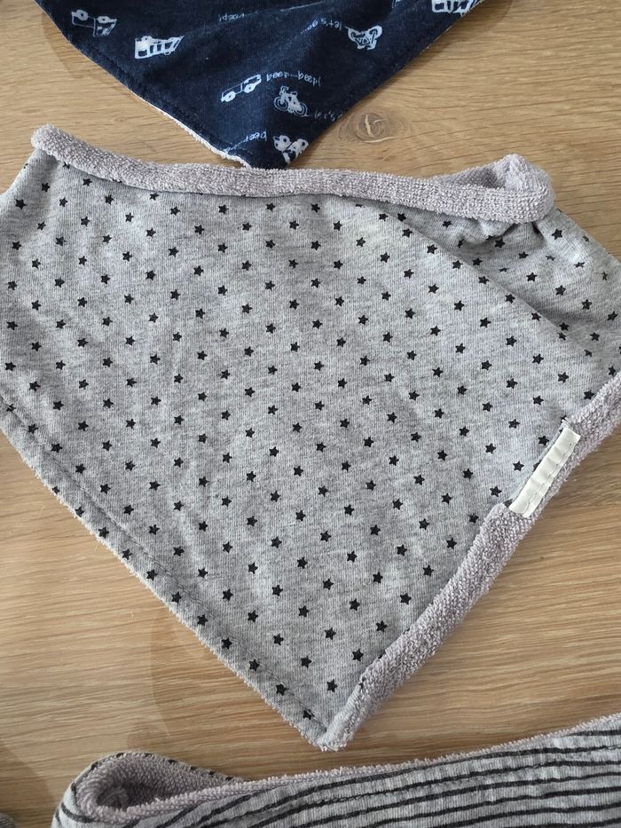 Bavoir - photo numéro 5