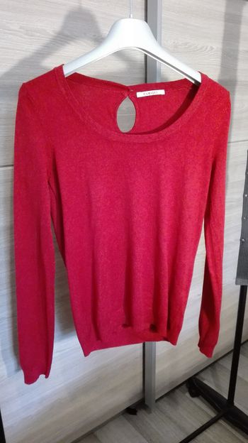 Pull rouge