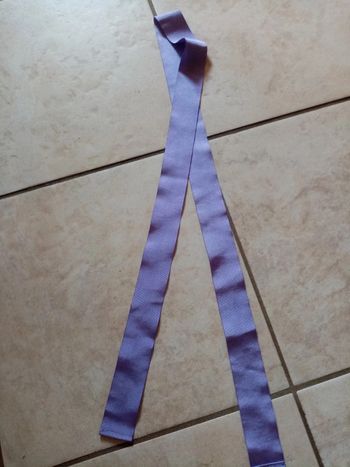 Ceinture ou ruban violet