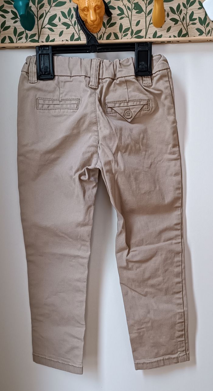 Pantalons Rouge Et Beige Différentes Marques Garçon Lot De 2 - photo numéro 6
