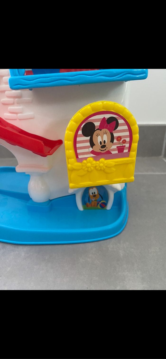 Maison de Mickey avec balle - photo numéro 4