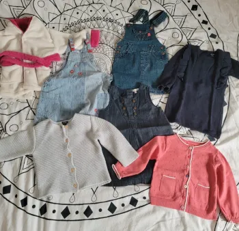 Lot vêtements fille 18m