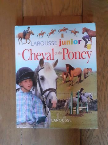 🐎 Larousse junior du cheval et du poney