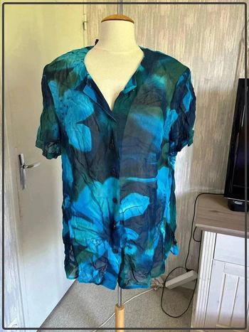 Chemise manche courte taille 52 marque pierre de Gray neuve *