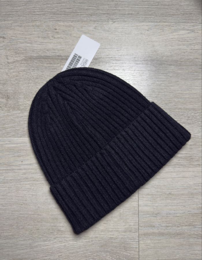 Bonnet lacoste - photo numéro 2