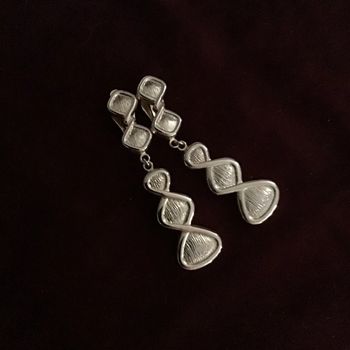 Très jolis clips vintage. Années 80