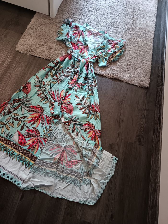 Robe taille 36/38 - photo numéro 2